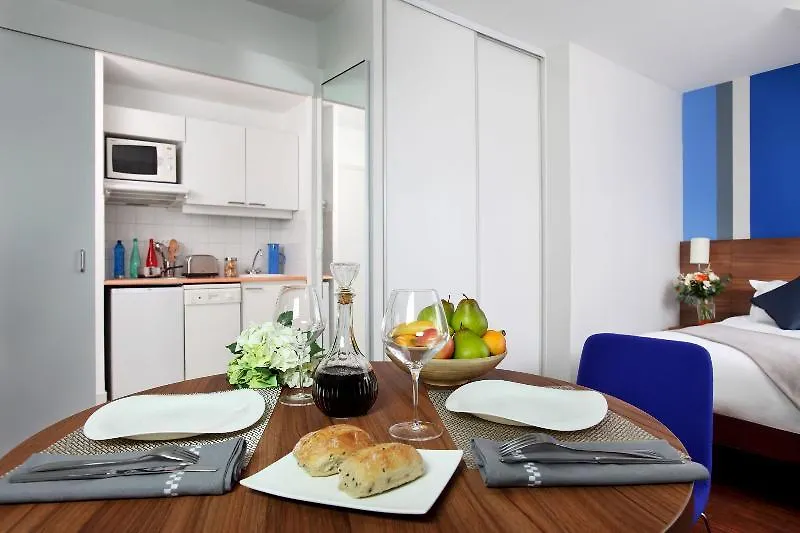 Citadines City Centre Grenoble 3*,